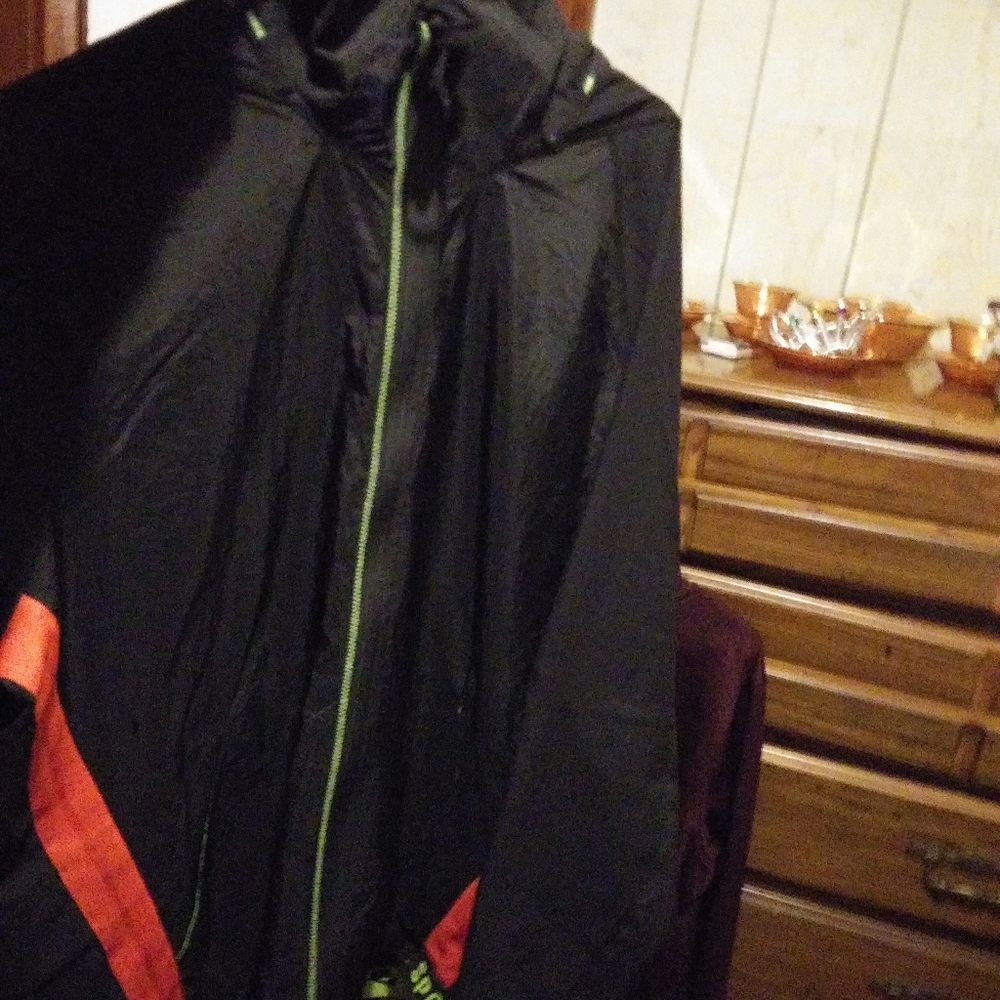 Blackhawks outfit and a nike windbreaker